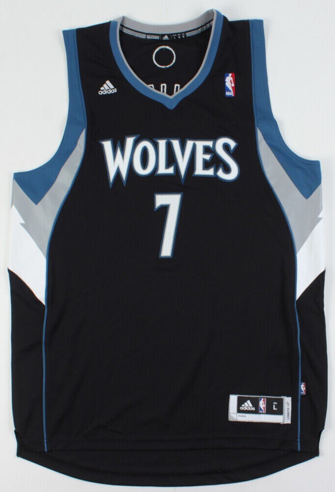 Derrick Williams Signed Replica Minnesota Timberwolves Custom NBA Jersey (JSA COA) #2 Pk
