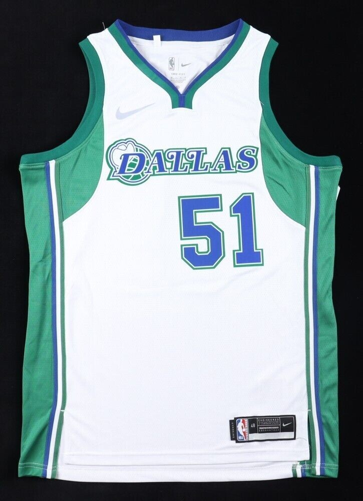 Boban Marjanovic Signed Replica Dallas Mavericks Jersey (PSA) Former European Superstar