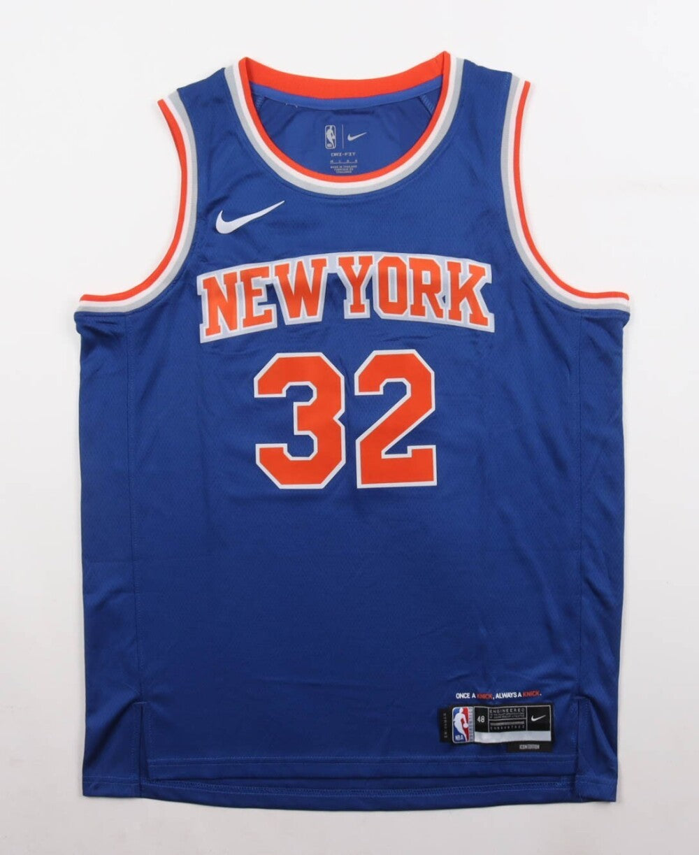 KarlAnthony Towns Signed Replica New York Knicks Nike Jersey (Beckett) 2015 #1 Draft Pk