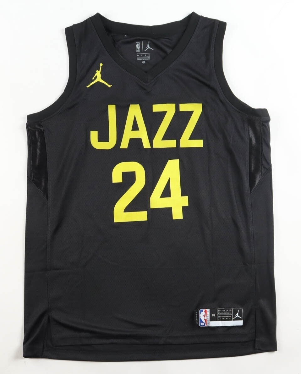 Walker Kessler Signed Replica Utah Jazz Jersey (JSA COA) 2022 1st Round NBA Draft Pick