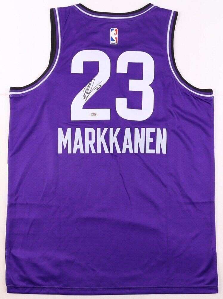 Lauri Markkanen Signed Replica Utah Jazz Jersey (PSA) 2017 1st Round NBA Draft Pick