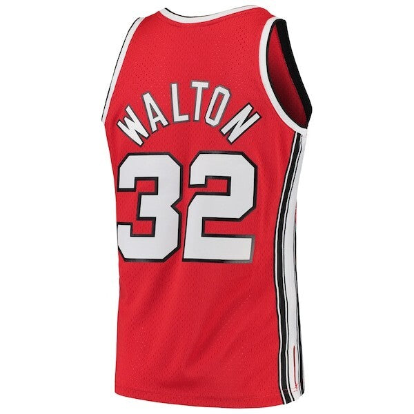 Men's Mitchell & Ness Bill Walton Red Portland Trail Blazers 1976-77 Hardwood Classics Swingman Player Jersey