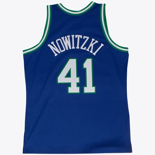 Dallas Mavericks Mitchell & Ness Swingman Jersey Road Dirk Nowitzki 1998-99